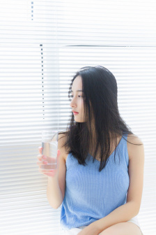 野外农村经典三级在线观看